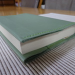 文庫本用革のブックカバー　B-31