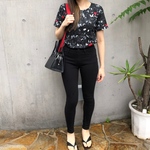 SALE【BUTTERFLY PRINT TOP】color:Black