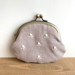 つぶつぶお花刺繍のがま口コインケース(大)・スモーキーモーヴ