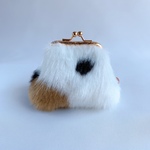 その模様に癒される　みけねこ柄がま口ポーチ  ミニ【子猫】コインケース・ピルケース