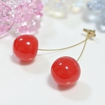 さくらんぼ　ピアス