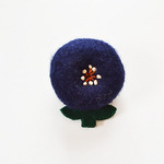 flower brooch 8-1