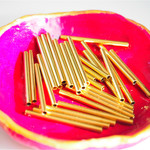 ¥300☆【30個セット】2.8cm☆真鍮のゴールドチューブビーズ