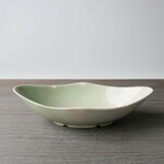 【訳あり】星☆の変形楕円ボウル（浅緑)　