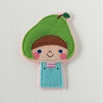 フェルトのかわいい大きめワッペン　洋梨ちゃん
