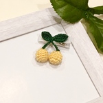 さくらんぼのヘアクリップ③