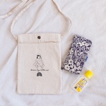 マザーズサコッシュバッグ・名入れ・似顔絵イラスト入り