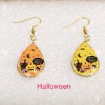 揺れるハロウィンピアス