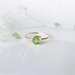 若草色のペリドット August birthstone ring/宝石質AAA +
