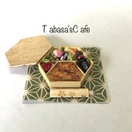 hand  made ミニチュア ドールハウス      土用の丑の日にデパ地下で売っているちょっと高いお弁当