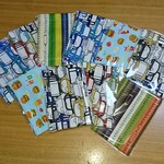 【送料無料】【お得】1枚180円 Mサイズ 5枚セット子供用マスク男の子柄(小学生 中学年～高学年)