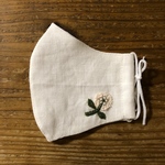 送料無料　布マスク　ミナペルホネン  リネン  オフホワイト　skip  刺繍