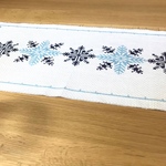 モロッコ刺繍　テーブルセンター