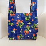  《いちご／ドット／ネイビー》コンビニ弁当☆エコバック☆レジ袋型☆エコバッグ☆マチ広☆