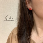 あかいろこまめピアス 樹脂ピアス