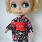 ブライス 浴衣 リカちゃん 浴衣 黒 麻の葉さくら