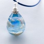 雲レジン☆虹の架かる海とお空の空たまご☆紐ネイビー