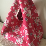 バッグにひとつ♪お手伝いをお願いするための、小さな折り畳みバッグ（コンビニ弁当入ります♪）