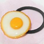 目玉焼きのヘアゴム