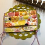 ☆ プリーツwガーゼ マスク ☆ 子ども用 ☆ 猫ちゃんフルーツ柄(イエロー)☆