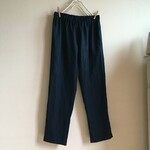 バイオウォッシュ加工リネンNVで作ったテーパードパンツ