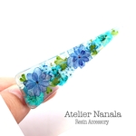 本物のお花のヘアクリップ　レジン　ヘアアクセサリ―