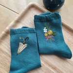 K様ご予約品　　　　手縫い刺繍＊〜特別な日のお出かけに〜左右柄違い靴下(くすみブルー)
