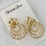 【再販】ワンコイン★フラワー　サークル　パール　ピアス　（イヤリング）