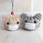 ☆あい0507様　オーダー品☆～マスクするにゃ！ちょっと小さめストラップ【薄茶トラ・サバトラ猫】
