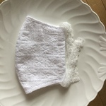 百合子マスク　夏用　大きめサイズ　♡ホワイト　スクエアマーガレット　刺繍レース♡　レースマスク　マスクカバー　立体マスク　フィルターポケット付　手作り　大人用　ブライダル　ウエディング
