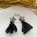 ブラックスタービジュー×ふわふわシフォンピアス／イヤリング