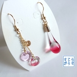 手作りガラスのアシメピアス（クリア/ルビー）