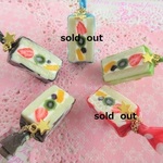ラッピングシリーズ♪ちいさなフルーツサンドのタックピン
