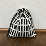 【再販】北欧　格子柄の巾着