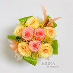 Sale＝キュートで心踊る２色の薔薇のプリザーブドフラワーアレンジメント！