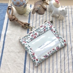 IDカードホルダー/入校証ホルダー●リバティ『Meadow Sweet』ピンク系●ビニコ　ストラップ付き　カード入れ　ミニ財布　学校、幼稚園、お財布、パスケース、ICカードケース