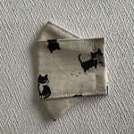 1枚　500円　ハチワレ　黒猫ちゃん　西村大臣風　折り上げ立体マスク