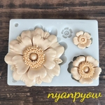 送料込み！4サイズのお花のシリコンモールド　新品