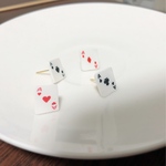 トランプピアス