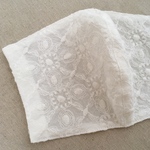 薄マスク2枚重ね　綿ローン総刺繍レースマスク　大人小さめ