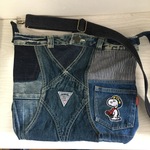 デニムリメイクのショルダーバッグ　