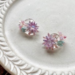 【眠り姫】天然石とつまみ細工のお花のイヤーアクセサリー　