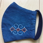 アイヌ刺繍　マスク　大きめサイズ　F　紺色