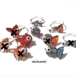 ギョロ目お魚ちゃんのシルバーリング ピンバッジ