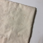 生成りの刺繍生地