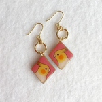 手描き♡オカメインコのレトロなピアス・イヤリング（ピンク）