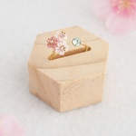 桜の花かごとスワロフスキーのリング ＊つまみ細工＊