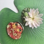 カエル ♡キュートな金襴♡ 朱い桜