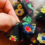 刺繍　チュール　レース　タッセル　チャーム　4個
