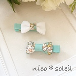 【送料無料】ぷっくりリバティリボンのヘアクリップ　2個セット　ベビーヘアピン　ベビーリボン　ベビーヘアクリップ　ベビークリップピン　グリーン　アリスW　滑り止め付き　ヘアゴム変更可能